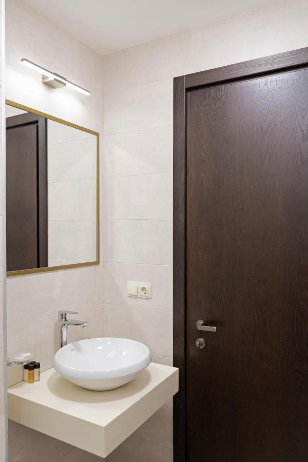 Paliani Hotel Mestia Esterno foto