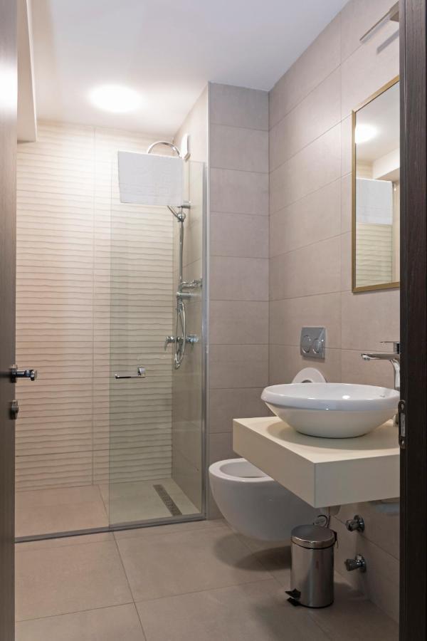 Paliani Hotel Mestia Esterno foto